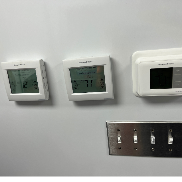 Two new thermostats added to existing one (Pizza Hut 2023)